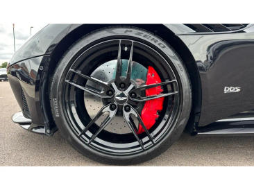 Aston Martin DBS (2018-24) DBS Coupe — photo 4