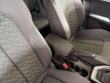 Audi A1 Sportback Advanced 2 25 TFSI 95 Ch 5 Vitesses — photo 12