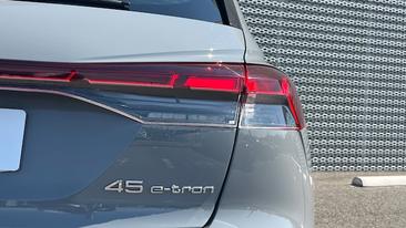 Audi Q4 E-tron Design 45 E-tron 210,00 KW — photo 31