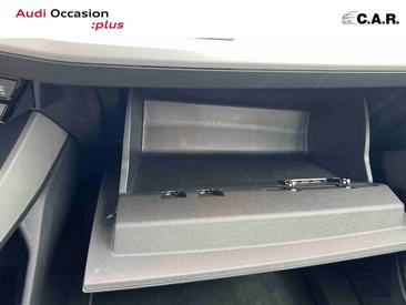 Audi Q4 E-tron 45 E-tron — photo 17
