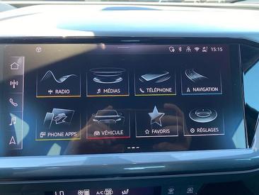 Audi Q4 E-tron 45 E-tron — photo 16