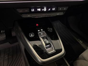 Audi Q4 E-tron Executive 35 E-tron 125,00 KW — photo 11