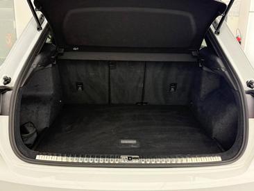 Audi Q3 35 TFSI — photo 11