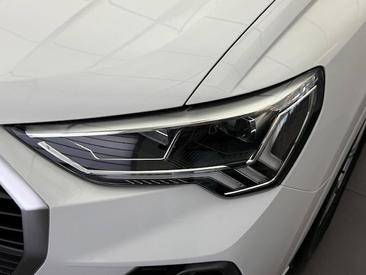 Audi Q3 35 TFSI — photo 17