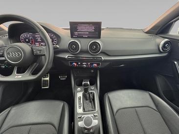 Audi Q2 35 TFSI — photo 11