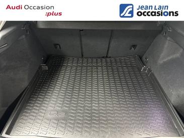 Audi Q3 35 TDI Quattro — photo 10