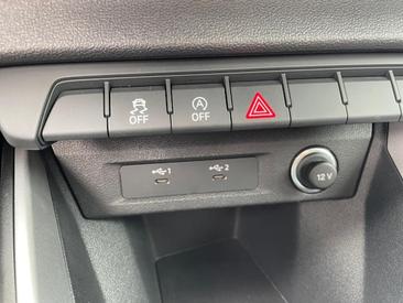 Audi A1 Break Surélevé 25 TFSI — photo 30