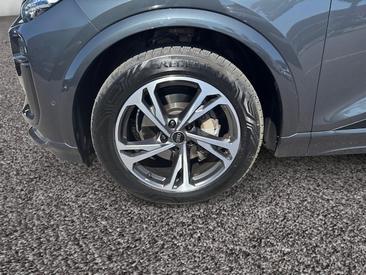 Audi Q6 E-tron S Line E-tron Performance 225,00 KW — photo 32