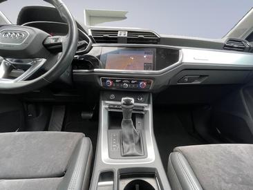 Audi Q3 35 TFSI — photo 13