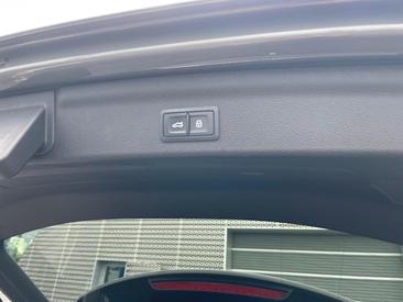 Audi Q3 35 TFSI — photo 18