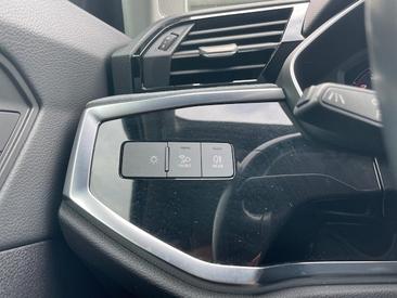 Audi Q3 35 TFSI — photo 21