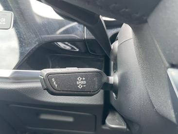 Audi Q3 35 TFSI — photo 22