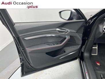 Audi SQ8 E-tron 370 KW — photo 20