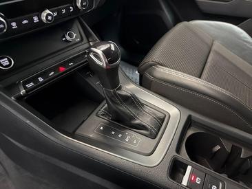 Audi Q3 Sportback TFSI E 45 E — photo 11