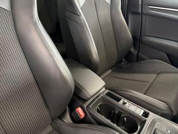 Audi Q3 Sportback TFSI E 45 E — photo 12
