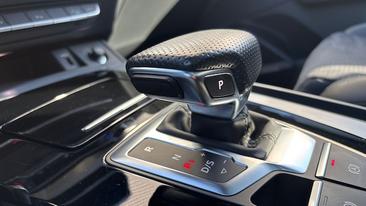 Audi Q5 35 TDI — photo 19