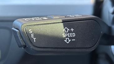 Audi Q5 35 TDI — photo 22