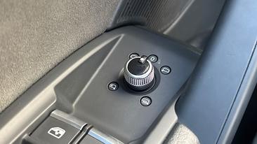 Audi Q5 35 TDI — photo 26