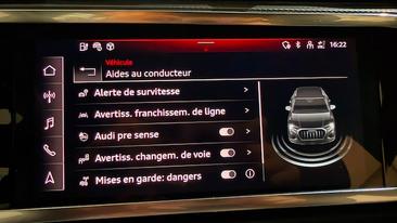 Audi Q3 TFSI E S Line 45 TFSI E 245 ch S Tronic — photo 25