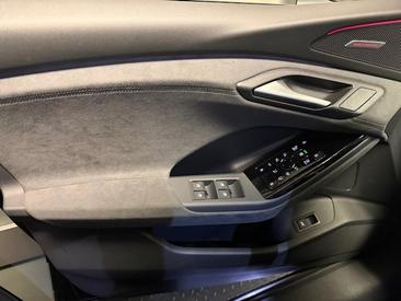 Audi Q6 E-tron S Line E-tron Performance 225,00 KW — photo 21
