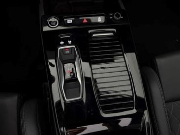 Audi Q6 E-tron E-tron Quattro 285,00 KW — photo 17