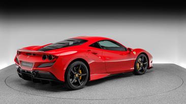 Ferrari F8 Tributo — photo 3