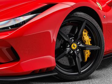 Ferrari F8 Tributo — photo 16
