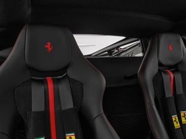 Ferrari F8 Tributo — photo 18