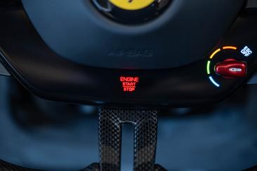 Ferrari Roma Spider — photo 11