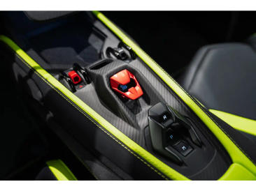 Lamborghini Revuelto Revuelto — photo 26