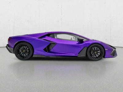 Lamborghini Revuelto Revuelto