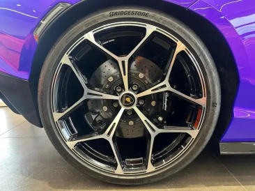 Lamborghini Revuelto Revuelto — photo 32