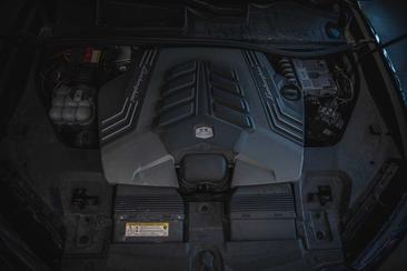 Lamborghini Urus — photo 4