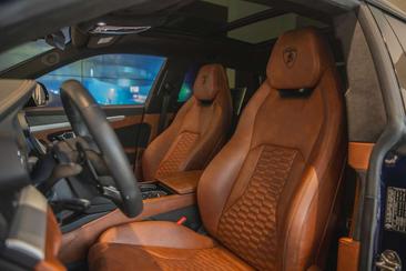 Lamborghini Urus — photo 6