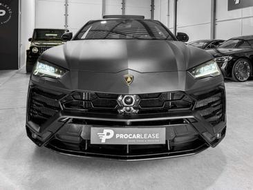 Lamborghini Urus — photo 2