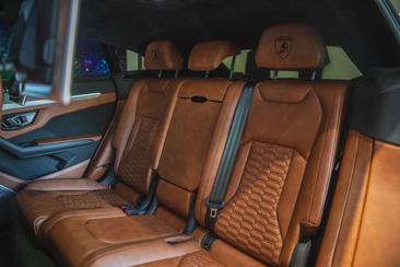 Lamborghini Urus — photo 7