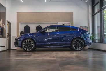 Lamborghini Urus — photo 17