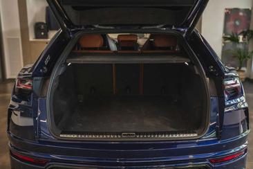 Lamborghini Urus — photo 20