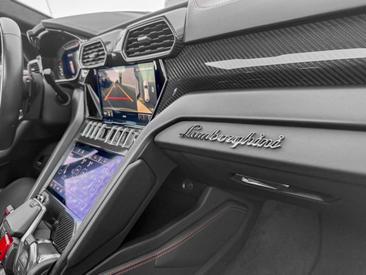 Lamborghini Urus — photo 15