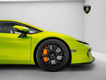 Lamborghini Temerario — photo 5
