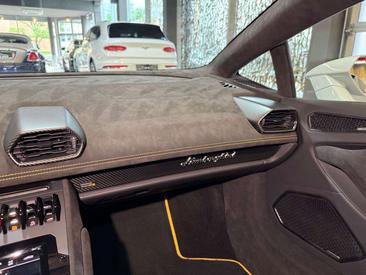 Lamborghini Huracán Tecnica — photo 28