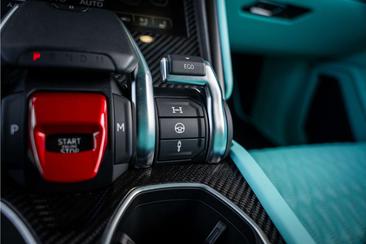 Lamborghini Urus — photo 25