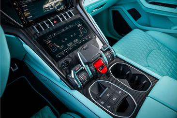 Lamborghini Urus — photo 26