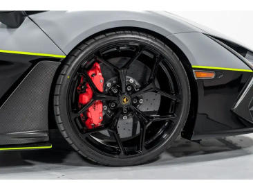 Lamborghini Revuelto Revuelto — photo 8