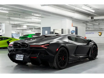 Lamborghini Revuelto Revuelto — photo 9