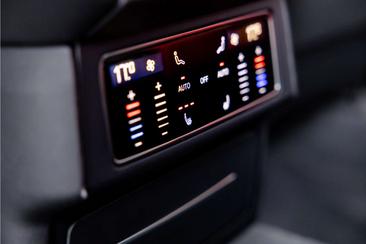 Lamborghini Urus — photo 43