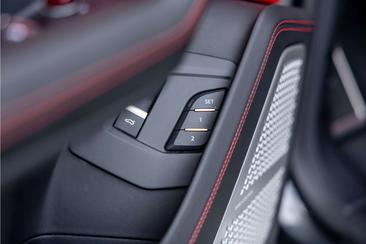 Lamborghini Urus — photo 45