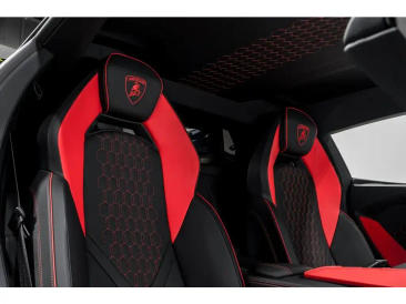 Lamborghini Revuelto Revuelto — photo 32