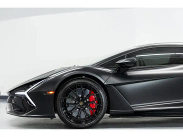 Lamborghini Revuelto Revuelto — photo 23