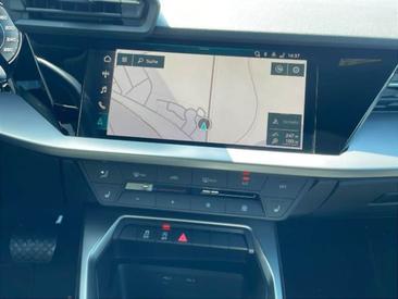 Audi A3 Sportback 30 TFSI — photo 11